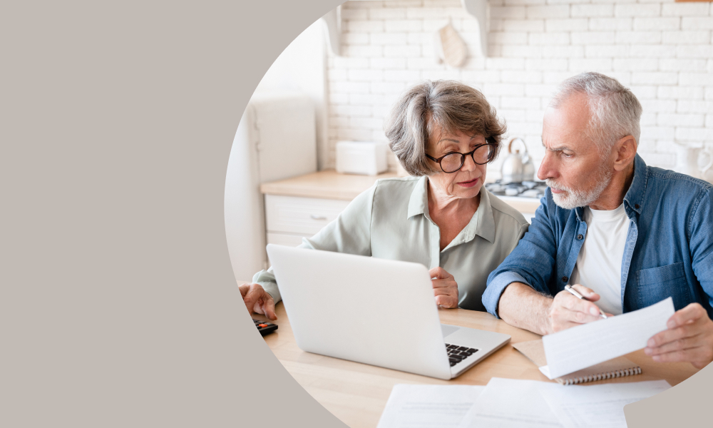 Кто получит прибавку к пенсии в мае 2026